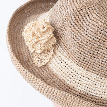 画像をギャラリービューアに読み込む, 手編み ナチュラル ラフィア インテリア コサージュ マダガスカル