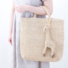 画像をギャラリービューアに読み込む, 手編み ナチュラル ラフィア インテリア バッグ アニマルチャーム