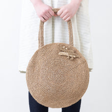 画像をギャラリービューアに読み込む, ワニブローチ_BWA