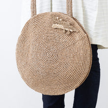 画像をギャラリービューアに読み込む, ワニブローチ_BWA