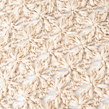 画像をギャラリービューアに読み込む, 手編み ナチュラル ラフィア インテリア アバカ クッション マダガスカル