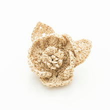 画像をギャラリービューアに読み込む, 手編み ナチュラル ラフィア フラワー コサージュ マダガスカル