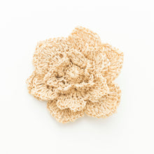画像をギャラリービューアに読み込む, 手編み ナチュラル ラフィア フラワー コサージュ マダガスカル