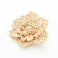 画像をギャラリービューアに読み込む, 手編み ナチュラル ラフィア フラワー コサージュ マダガスカル